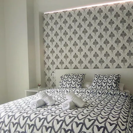 Carrillo 4 Atico Apartman *