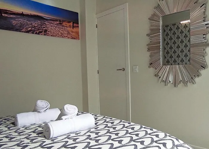 Carrillo 4 Atico Apartament