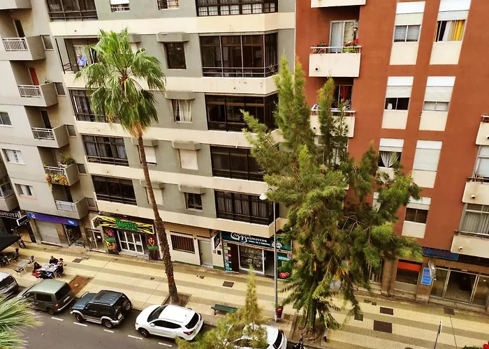 Carrillo 4 Atico Apartament